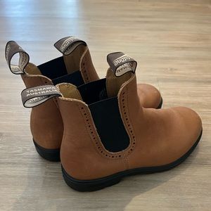 Blundstone High Top Chelsea Boots US 10